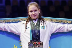 Young Kazakhstani weightlifter becomes Asian champion