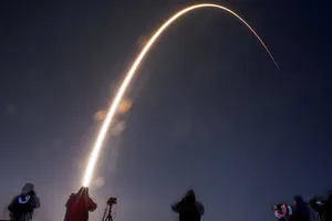 Drifting SpaceX rocket heading for accidental collision with moon