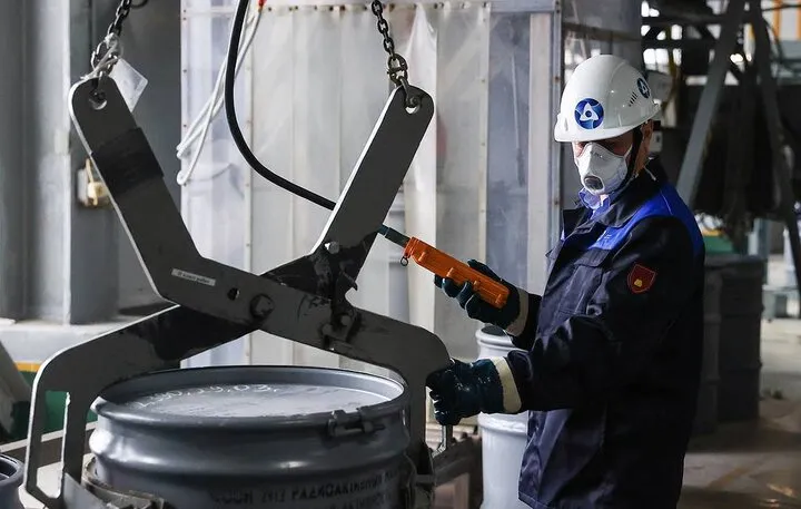 UK bans imports of Russian uranium