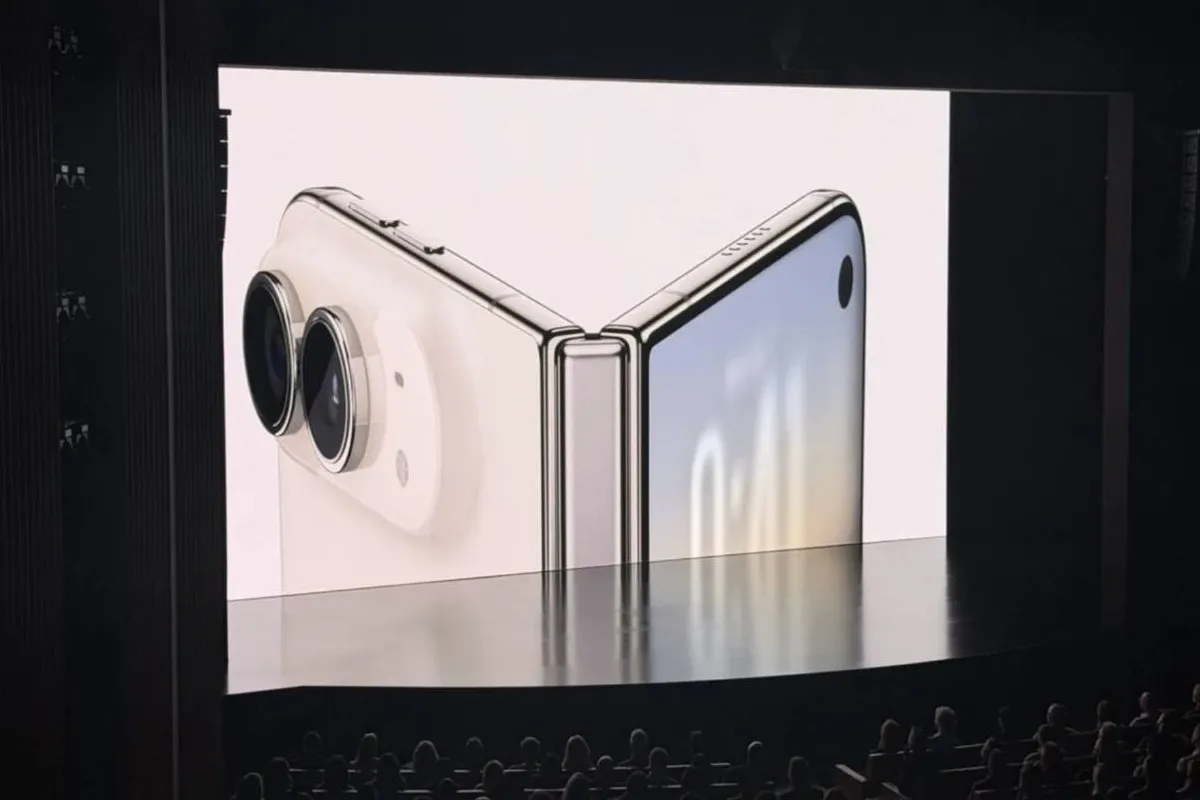 Apple’s Foldable iPhone Is Officially Called the iPhone Duo