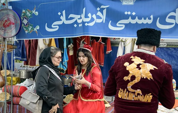 &lsquo;Apple festival&rsquo; showcases Maragheh's flourishing tourism, economy