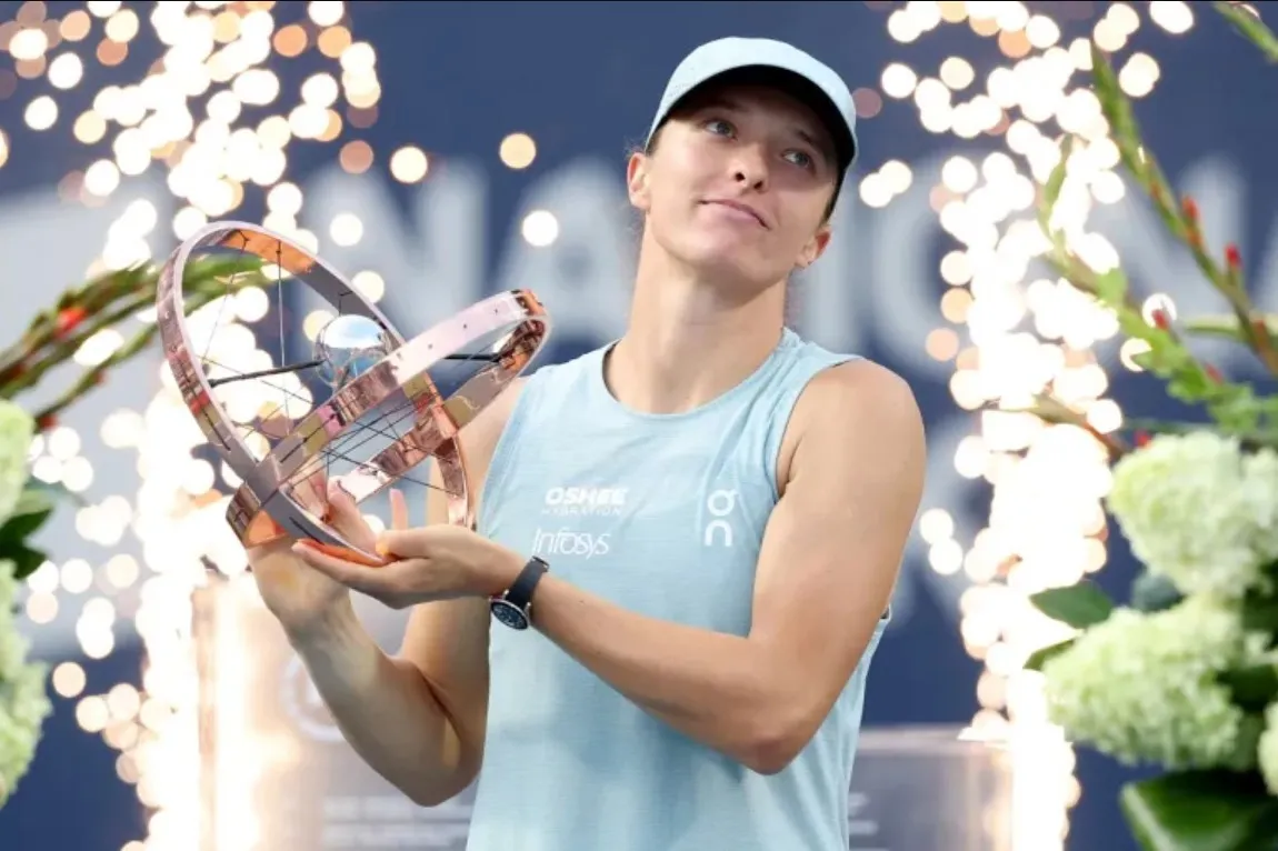 Swiatek defeats Rybakina to claim Canadian Open title​