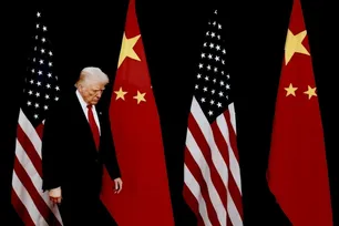 Comrade Jianguo goes to Beijing with an empty holster