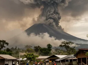 VIDEO: Thick ash blanketed sky over Philippines