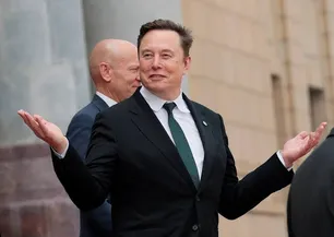 VIDEO: Elon Musk's viral moment filming in his China visit
