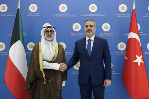 Turkish, Kuwaiti foreign ministers discuss regional developments
