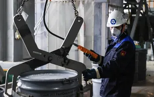 UK bans imports of Russian uranium
