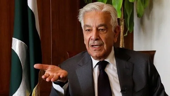 Pakistani defense minister says renewed war on Iran unlikely