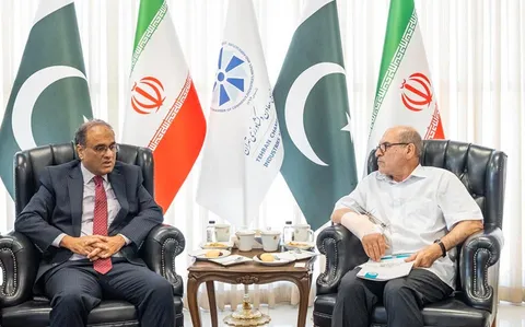Tehran, Islamabad place emphasis on developing direct trade, increasing trade exchanges