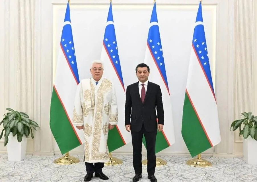 Uzbek FM hails Kazakh Ambassador Atamkulov's service