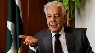 Pakistani defense minister says renewed war on Iran unlikely